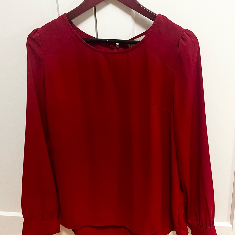 Women’s Red Long-Sleeve Blouse with Subtle Shoulder Detail